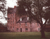 [ picture of Kinnardy Castle ]